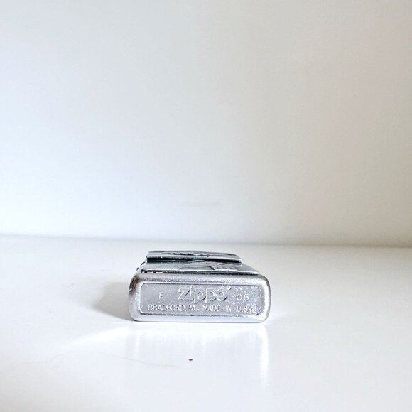 ZIPPO LIGHTER MADE IN USA BILLIARDS POOL PLAYER SURPRISE 2005 - Picture 9 of 12